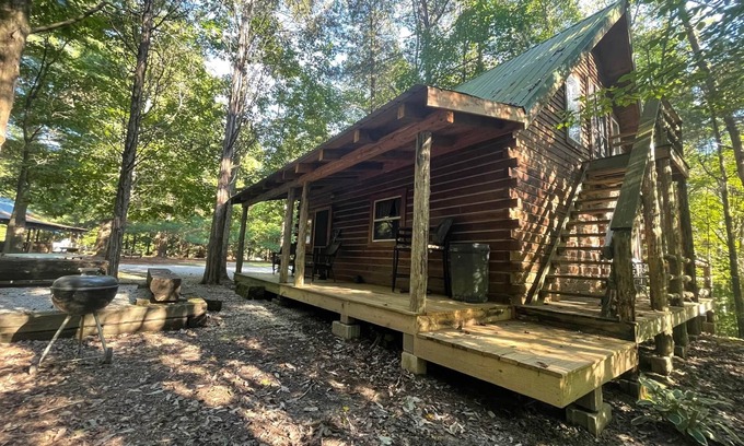 Rome Cabin | Black Bear Lodge, Twin Lakes Country Cabins