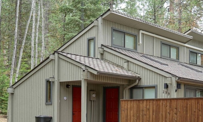 Black Butte Ranch House | Black Butte Ranch Golf Home 299