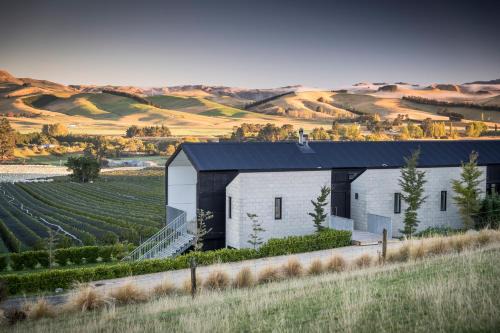 Waipara Bed & Breakfast | Black Estate B & B
