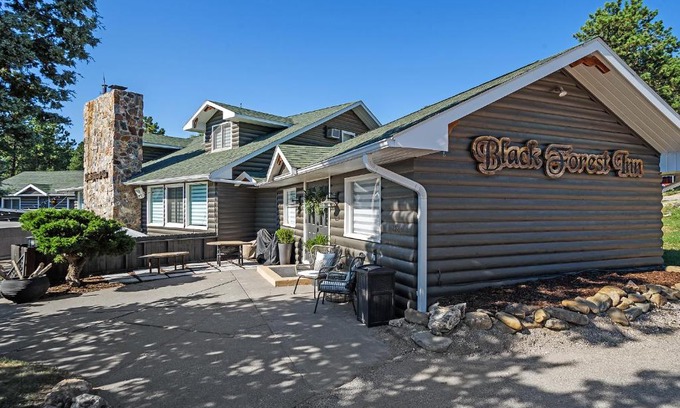 Rapid City Bed & Breakfast | Black Forest Inn Bed & Breakfast