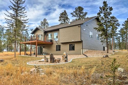 Deadwood House | Black Hills Getaway with Deck - Near Hiking Trails!