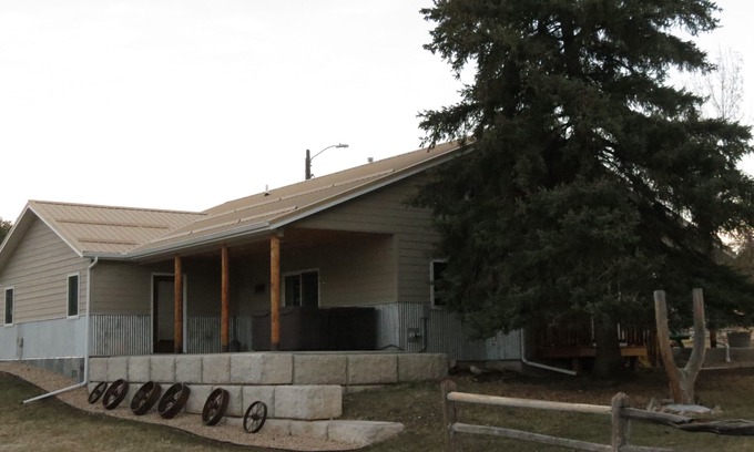 Nemo House | Black Hills MOJO, come and enjoy the beautiful Nemo area in the Northern Hills.