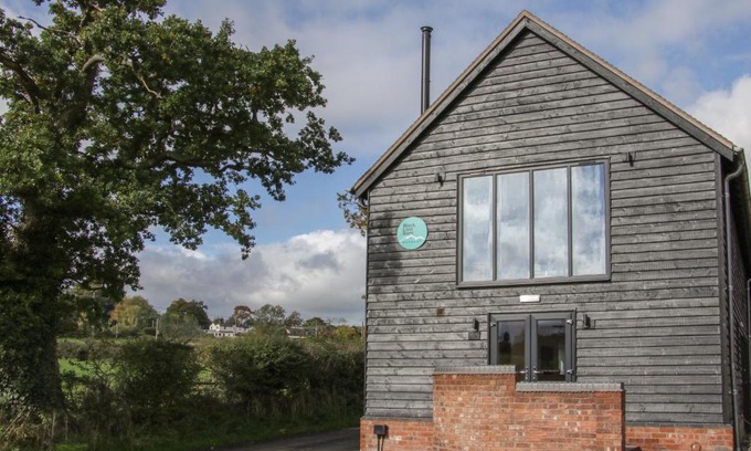 Pontesbury House | Black Lion Barn Retreat
