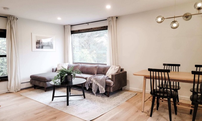 Lake Placid Apartment | Black Pearl Unit 2 - Lake Placid, Mirror Lake