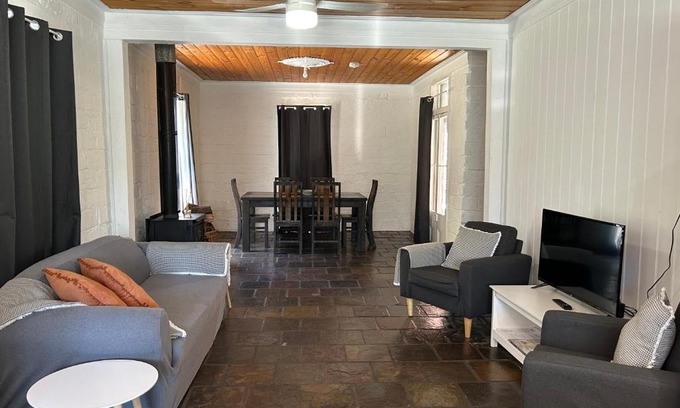 Tumbarumba House | Black Range Cottage, Tumbarumba