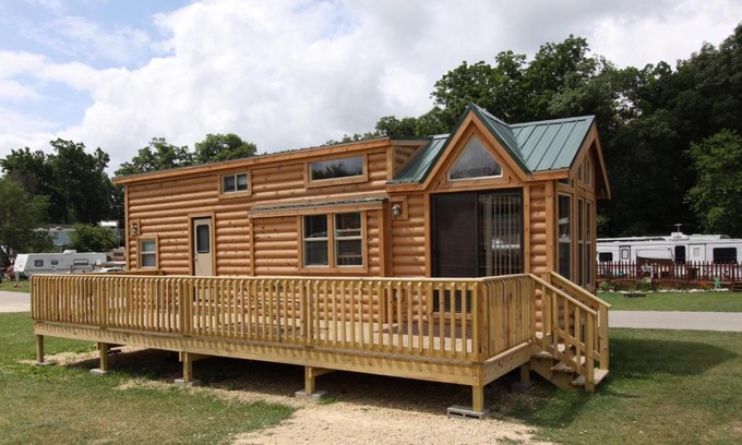 Milton Resort | Blackhawk RV Campground Loft Cabin 13