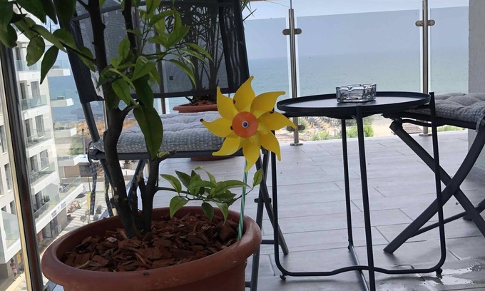 Mamaia-Sat Apartment | BlackSeaBlueBike Beachfront Apartment