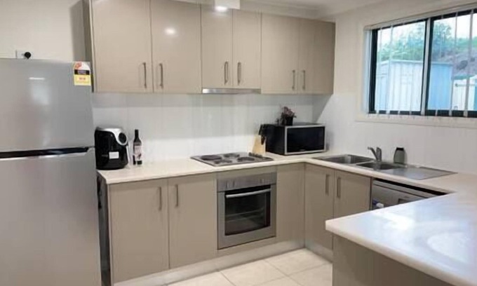Blacktown House | Blacktown Cornerwood Cottage