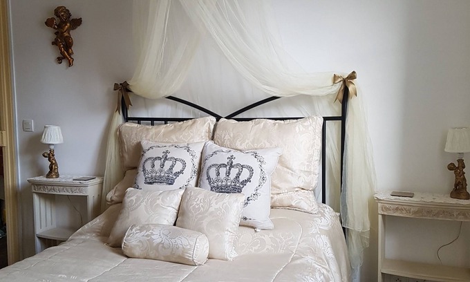Quillan Bed & Breakfast | 'Blanquette' Room Mountain View Townhouse Quillan