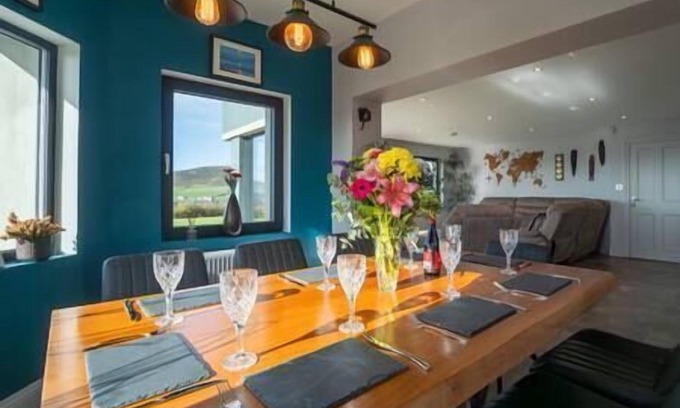 Dingle House | Blasket View - 5 Star