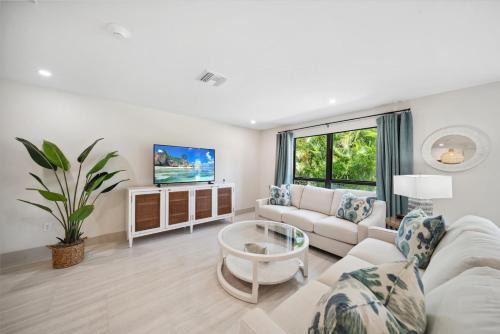 Sanibel House | Blind Pass #G102