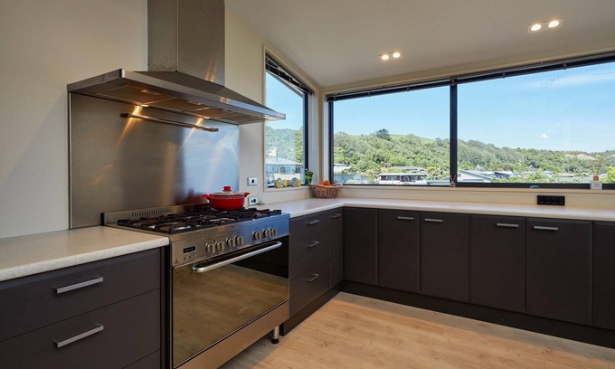 South Bay House | Bliss - Beautiful Home Great For Large Gatherings