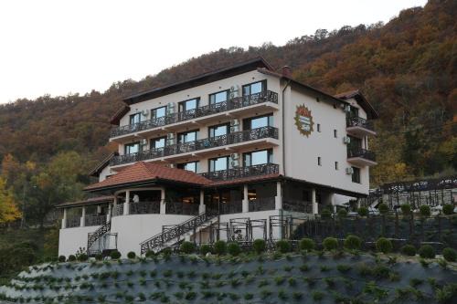 Dubova Bed & Breakfast | BLISS Dubova