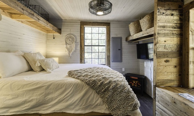 Foxfire Estates Cabin | Bliss - Mountaintop Cabin w/Steam Sauna, Minutes from Blue Ridge