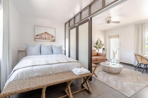 Singer Island Apartment | Bliss stylish apartment with pool, by beach