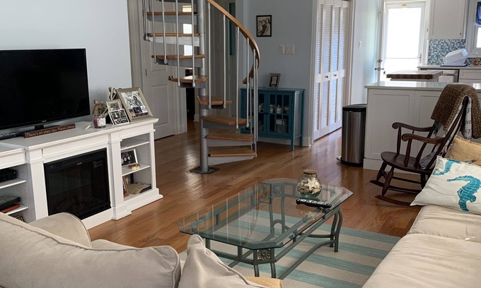 Ortley Beach House | Blissful Bayside Retreat