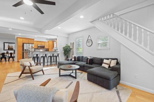 Boyne City House | Blissful Boyne City Retreat: Luxurious & Modern! Sleeps 15!