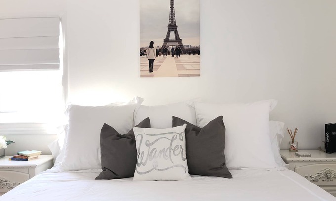 Elwood House | Blissful Luxury- Private room w/hotel amenities