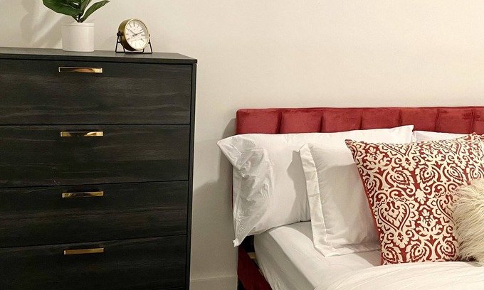 Petersburg Apartment | Blissful Nights