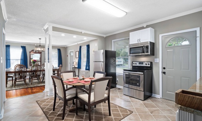 Huntsville House | Blissful on Bradley