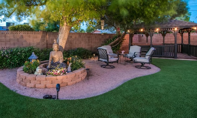 Papago Parkway House | Blissful Zen close to Old town Scottsdale.