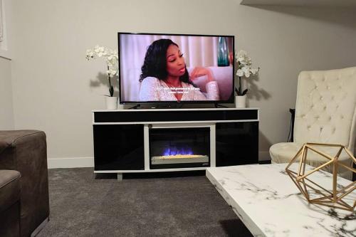 Airdrie Apartment | BlissfulAbode Basement Suite