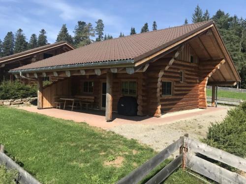 Glatten House | Blockhaus Almhütte Wiesenglück