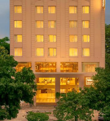 Ranjit Avenue Hotel | Bloom Boutique l Ranjit Avenue