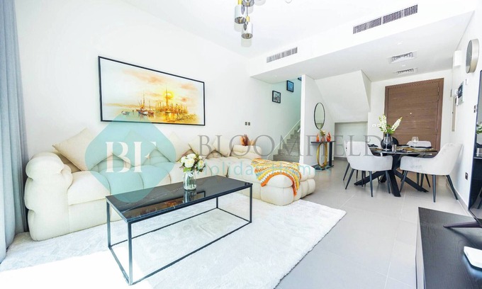 Abu Dhabi Ski Chalet | Bloomfields 3BR Townhouse Noya in Yas Island