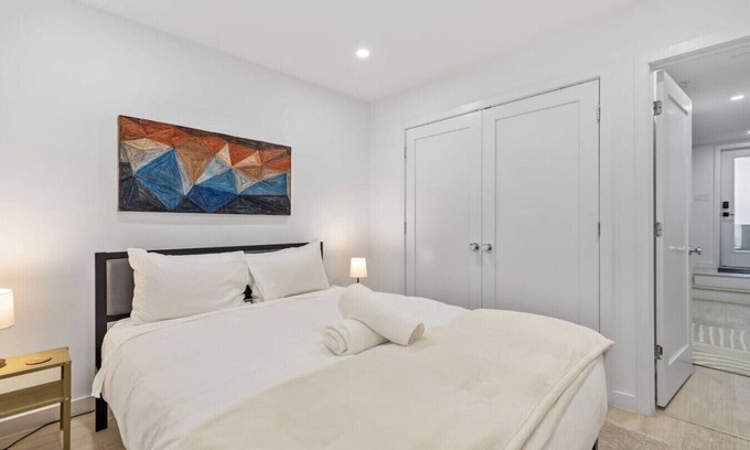 Bloomingdale Apartment | Bloomingdale Garden Home | 1BR/1BA by #DCottage