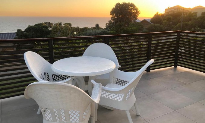 Wilderness Beach Apartment | Bloudam Wilderness