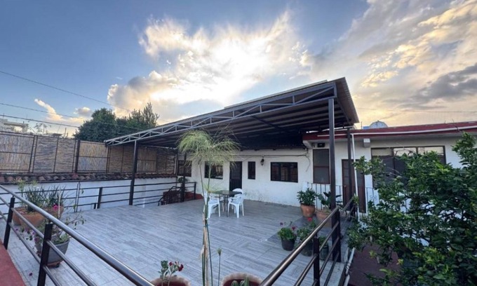 FERROCARRIL House | BLUE - 10 minutes from Downtown, a home with a lot of family history!