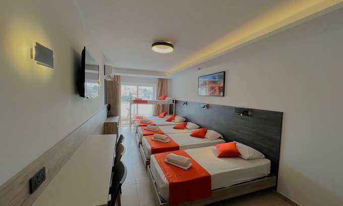 Swieqi Apartment | Blue 12: Two-Bedroom Apartment in St. Julian's