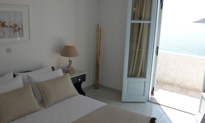 Drios Villa | Blue and sea view Maisonette