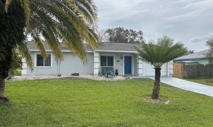 Harbor Point House | Blue Beach Pool House-Port Orange/Daytona