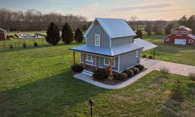 Rock Spring Other | Blue bell farmhouse