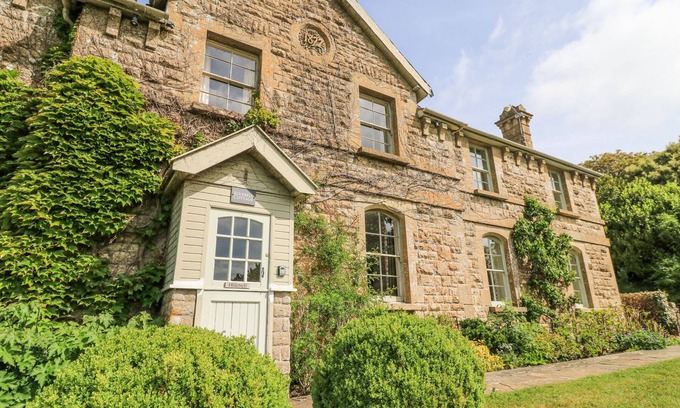 Biddestone Cottage | Blue Bell