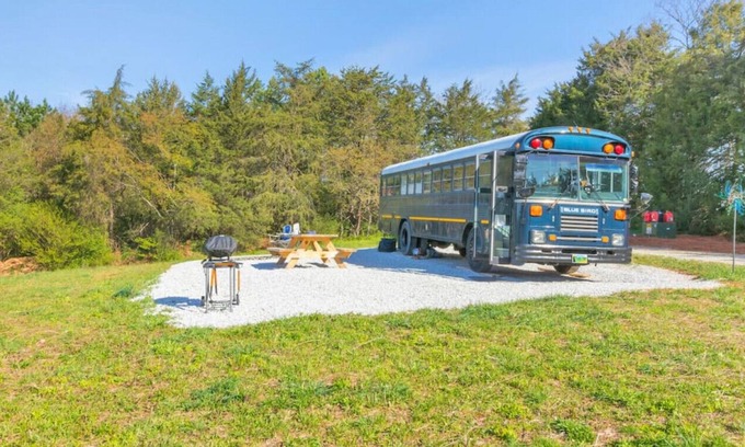 Nelson House | Blue Bird: Family Glamping on School Bus w/ Views!