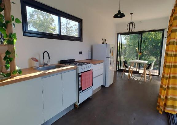 Los Acantilados House | Blue Container