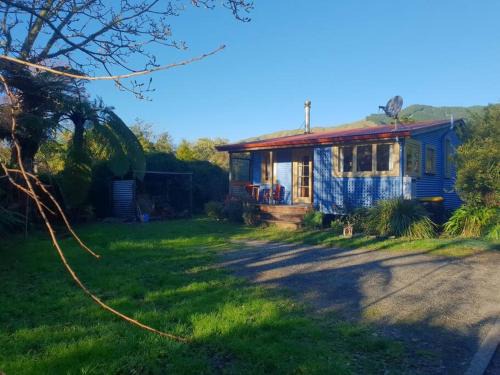 Clifton House | Blue Cottage