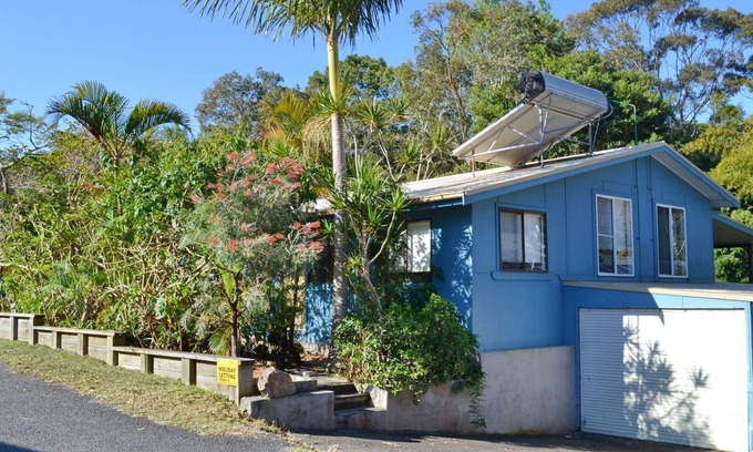 Arakoon House | Blue Diamond Escape - Walk to the beach