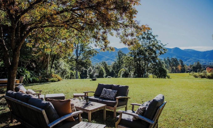 Gleniffer House | Blue Gum Retreat- Stunning View and Cosy