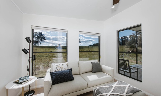 Ilford Villa | Blue Gum Villa at Hepburn Retreat, Mudgee Region NSW - Pet Friendly!