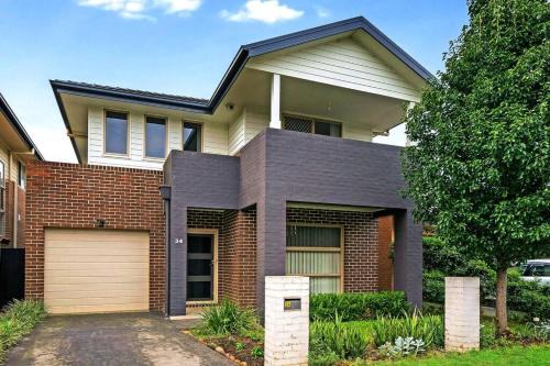 Penrith Villa | Blue Haven Retreat - Thornton Central 34