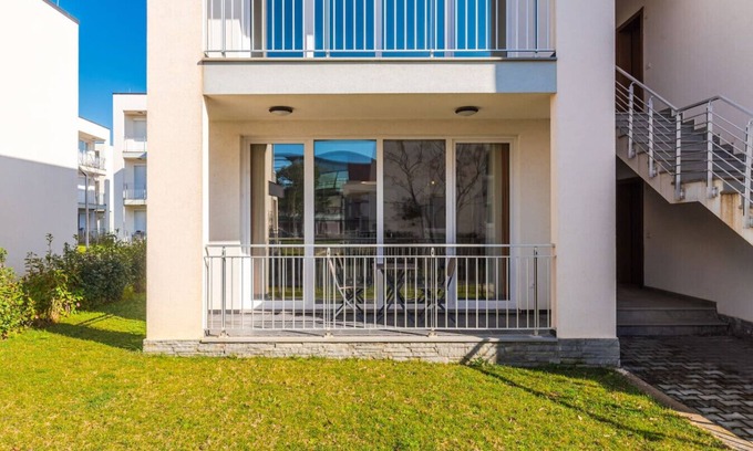 Sakës Apartment | Blue Haven Talea by PikHost