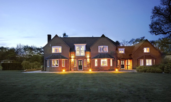 Maidensgrove House | Blue Hills - Heated Pool, hot Tub, Cinema Room