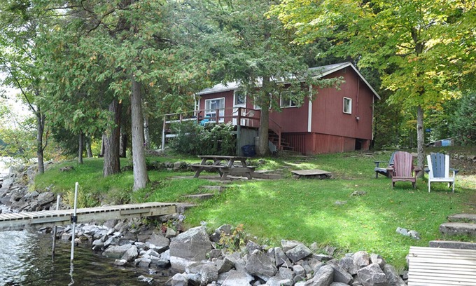 Central Frontenac Cottage | Blue Jay Beach Resort