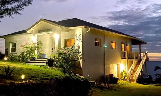 Gregory Town House | Blue Love Point by Eleuthera Vacation Rentals