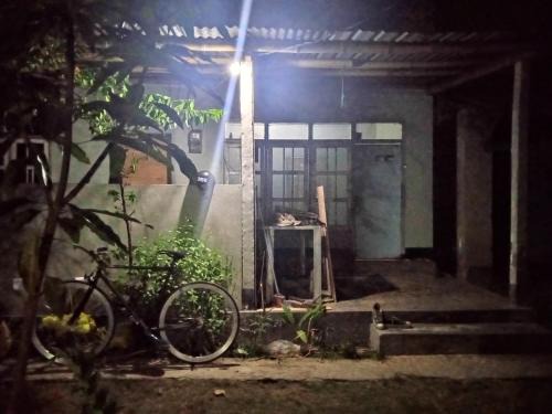 Kecamatan Masbagik House | Blue Luck
