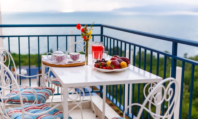 Krstac Apartment | Blue Mediterranean with stunning sea view,one bedroom ,private parking